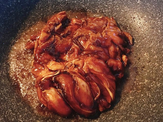 Tự làm thịt gà om sốt teriyaki tuyệt ngon chẳng cần phải mất tiền ăn hàng - 4