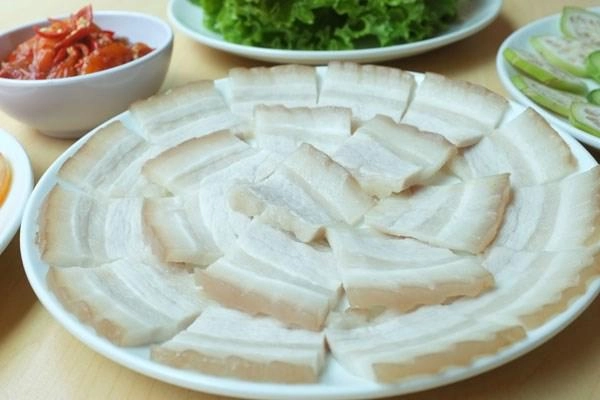 Tuyệt chiêu khử mùi hôi khi luộc các loại thịt khiến món nào cũng thơm nức mũi - 2