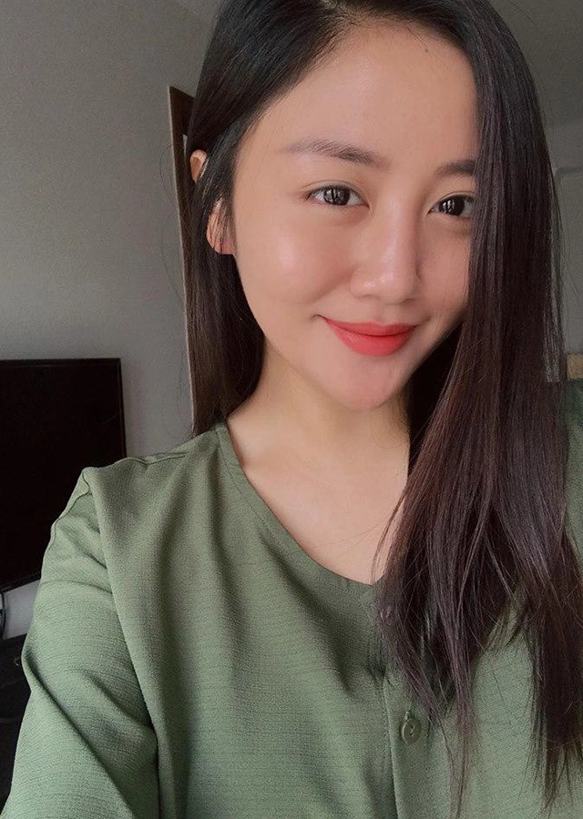 Văn mai hương than khóc vì mụn dân tình chỉ chú ý đến mặt mộc căng bóng không tì vết - 7