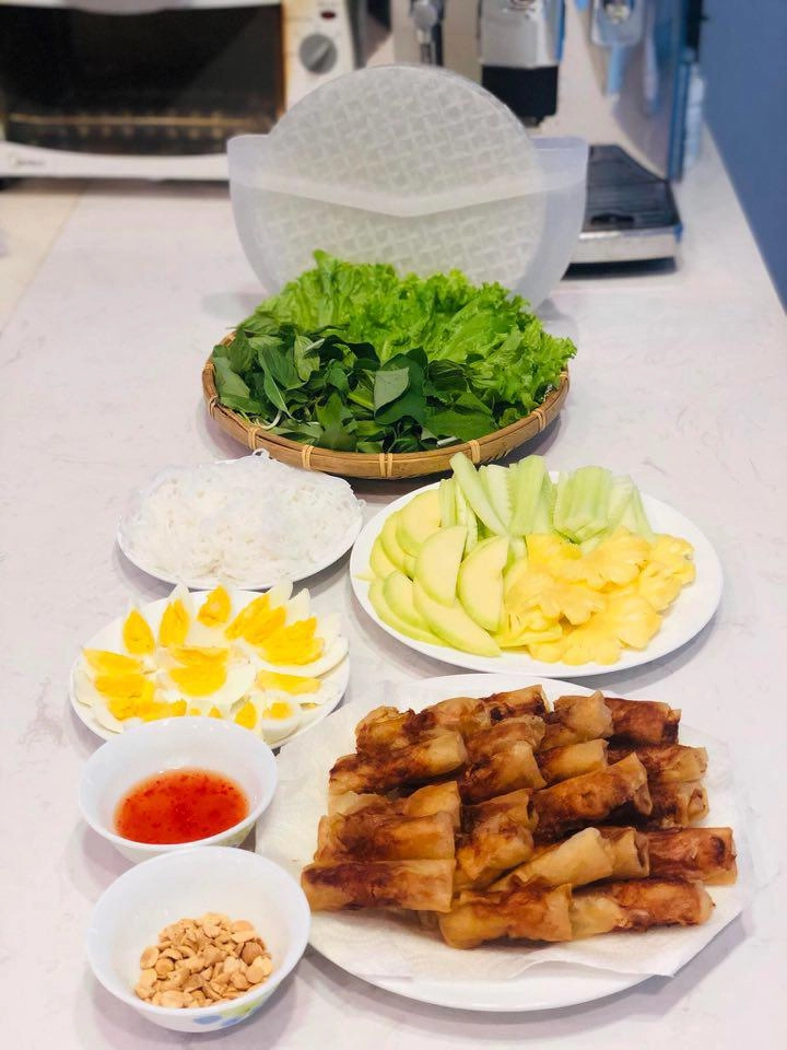 Vợ 8x nấu ngon thế này bảo sao chồng tự tin chỉ mời khách về nhà chứ không ra quán - 14