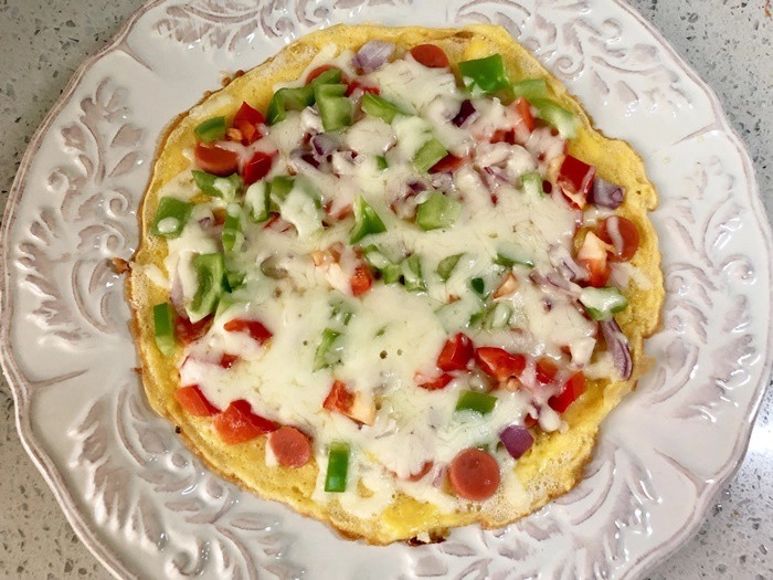 Vợ nhanh tay làm ngay pizza siêu tốc chỉ vài phút là xong cho chồng con ăn sáng - 6