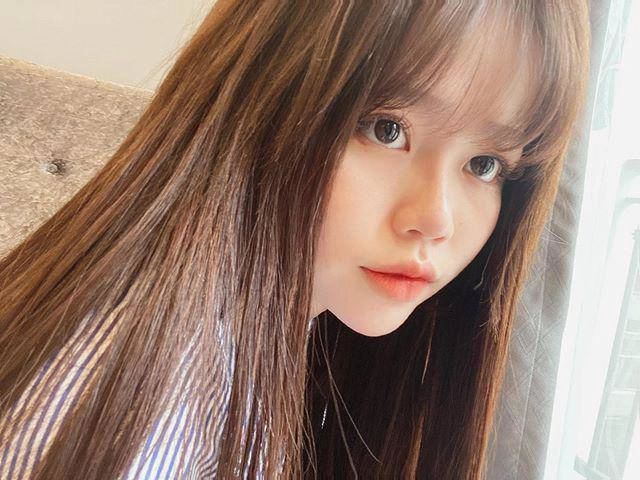 Xuất hiện cùng quang hải nhan sắc huỳnh anh gây tranh cãi nhưng chị em nên học theo điểm này - 4