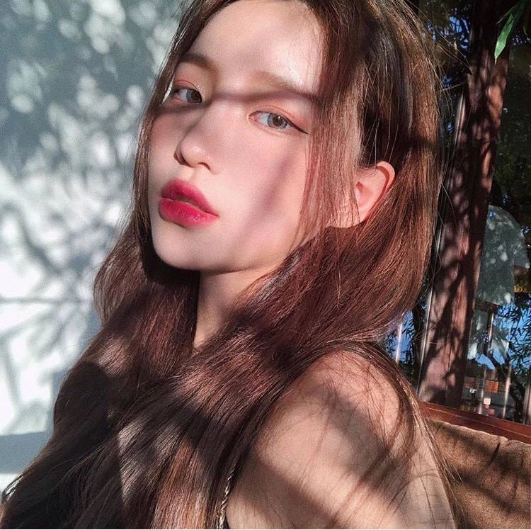 Xuất hiện cùng quang hải nhan sắc huỳnh anh gây tranh cãi nhưng chị em nên học theo điểm này - 8