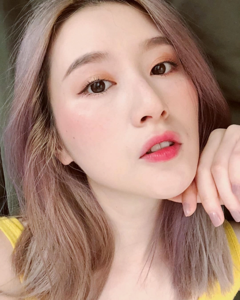 Xuất hiện cùng quang hải nhan sắc huỳnh anh gây tranh cãi nhưng chị em nên học theo điểm này - 10