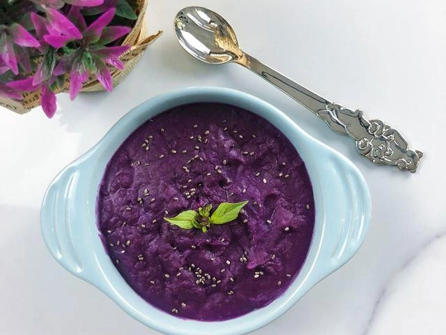Cách nấu cháo thịt gà khoai lang cho bé ăn dặm ngon mà đủ chất - 8