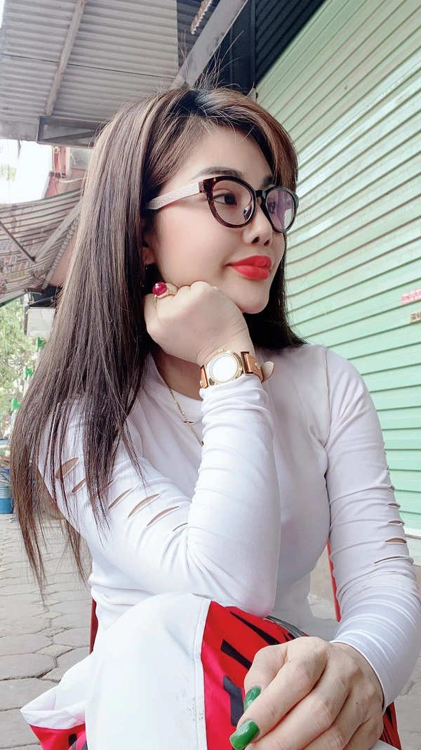 44 tuổi mà trông như ngoài 30 người phụ nữ cứu tài xế grab-bike được cđm khen ngợi hết lời - 3