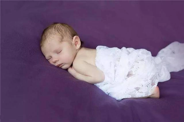 Bé 3 tháng ra đi trong khi ngủ tránh trẻ sơ sinh tử vong đột ngột 5 điều mẹ tránh - 3