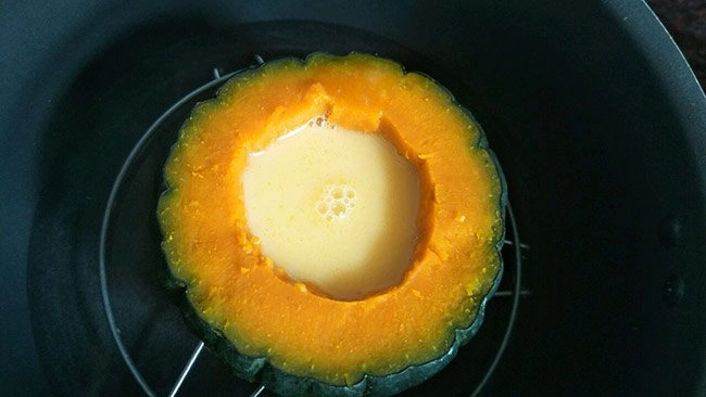 Bí non đem hấp kiểu này bố mẹ cũng thích các con càng mê - 3