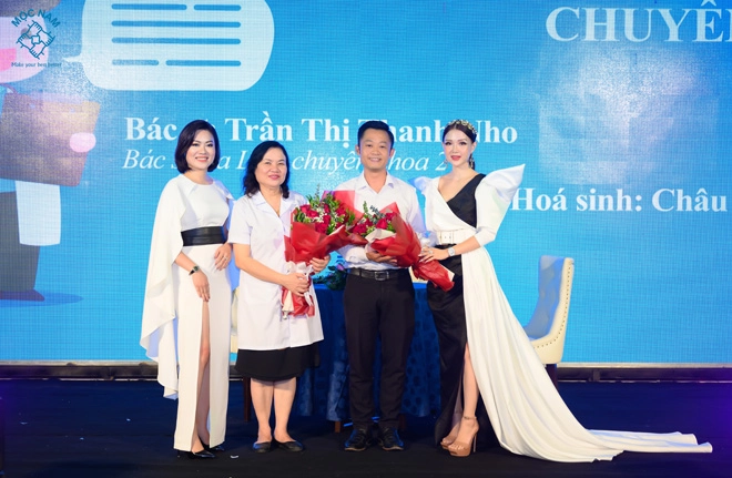 Choáng ngợp với lễ ra mắt thương hiệu mỹ phẩm cao cấp monas - 1