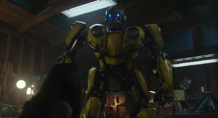 Clip ngắn hé lộ sự tái xuất của chú robot bumblebee trong năm 2018 - 3