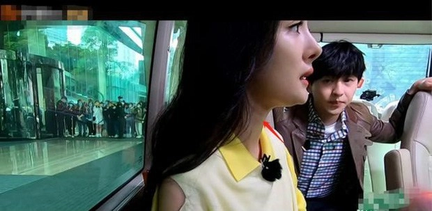 Cột tóc hai sừng nhí nhảnh dương mịch cũng không thể ăn gian tuổi tác vì làn da nhăn nheo - 6