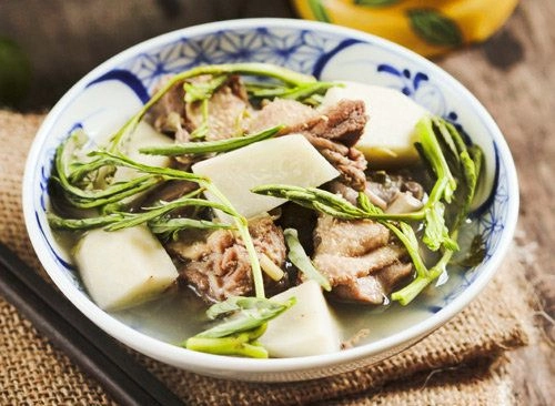 Cuối tuần làm 5 món ăn kèm bún để đỡ phải nấu cơm ngày nắng - 2