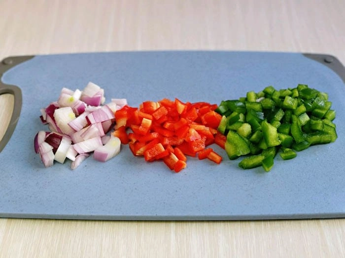 Cuối tuần mẹ làm thịt bò lúc lắc cả nhà ăn hết bát cơm này đến bát khác - 3