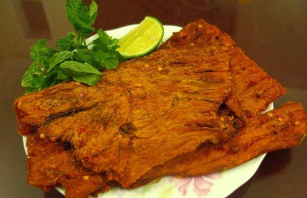 Đặc sản đà nẵng mang về làm quà không thể bỏ qua - 14