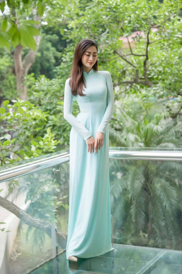 Đang mùa thi cử mà sợ béo lương thuỳ linh chăm chỉ tranh thủ ca trưa trốn đi tập gym - 7