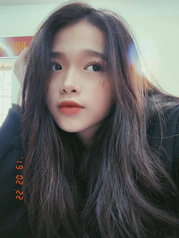 Đăng tải một bức hình linh ka hết bị hỏi mới nhấn mí rồi đến làm mũi - 3