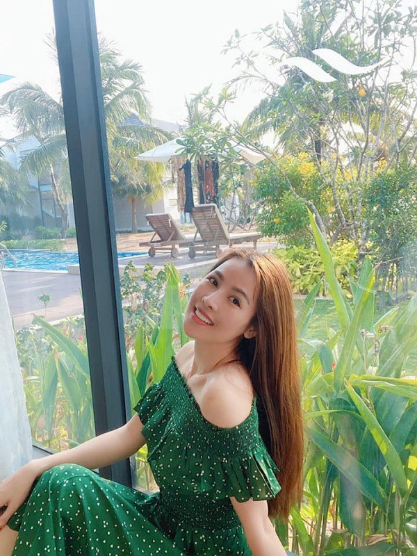 Để giữ được vẻ đẹp đôi mươi cô bạn từng thân của hà hồ phải chi tiền tỷ dao kéo - 10