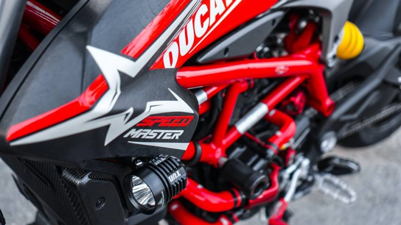 Ducati hypermotard 939 độ chất đến ngất trong từng chi tiết tại việt nam - 3