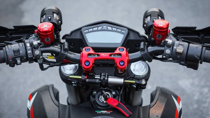 Ducati hypermotard 939 độ chất đến ngất trong từng chi tiết tại việt nam - 4