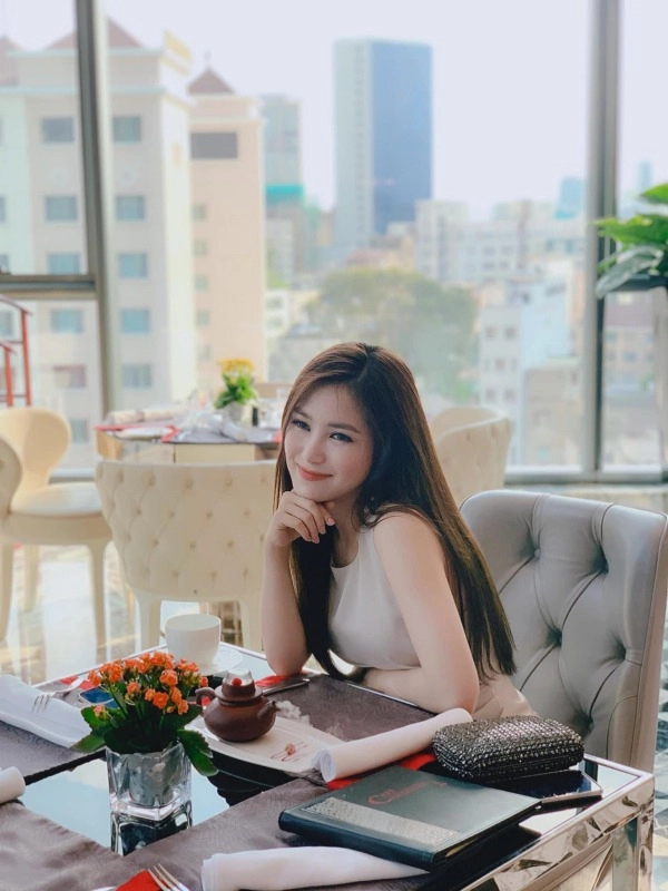 Hương tràm đẹp lên bội phần nhờ chiếc mũi thanh tú sau phẫu thuật thẩm mỹ - 7