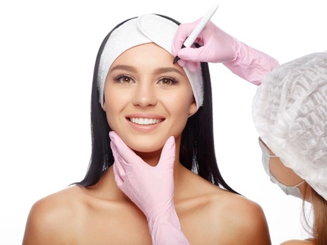 Loạt sao châu á bị nghi phẫu thuật thẩm mỹ vì nhan sắc biến dạng mũi lệch mặt méo xệch - 9