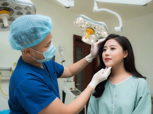 Loạt sao châu á bị nghi phẫu thuật thẩm mỹ vì nhan sắc biến dạng mũi lệch mặt méo xệch - 11