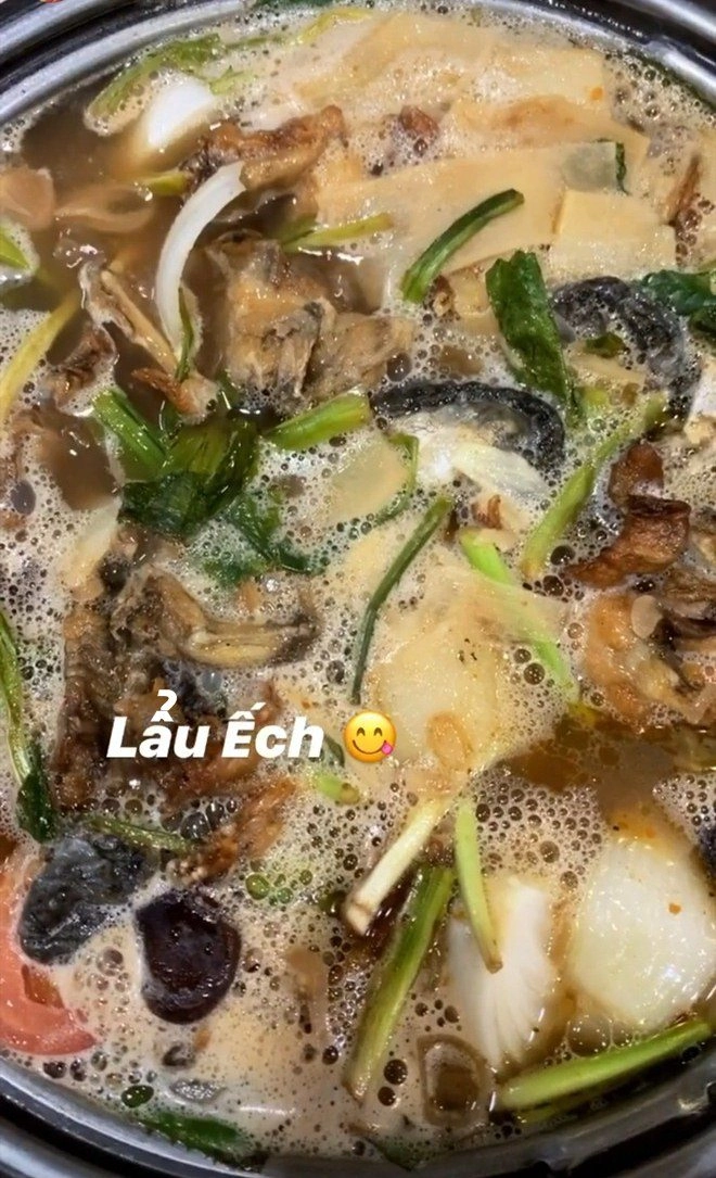 Người giúp việc của ngọc trinh sung sướng vì được cô chủ khen với món lẩu ngon mắt - 5