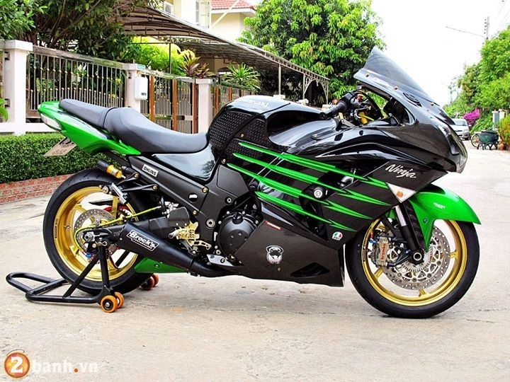 Quái vật đường trường - kawasaki ninja zx-14r đẹp hút hồn trong bản độ siêu khủng - 2