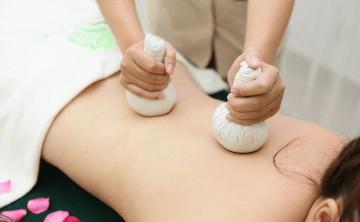Quay lưng một giây văn mai hương - hari won bị soi ngấn mỡ dù body vốn thon thả - 9