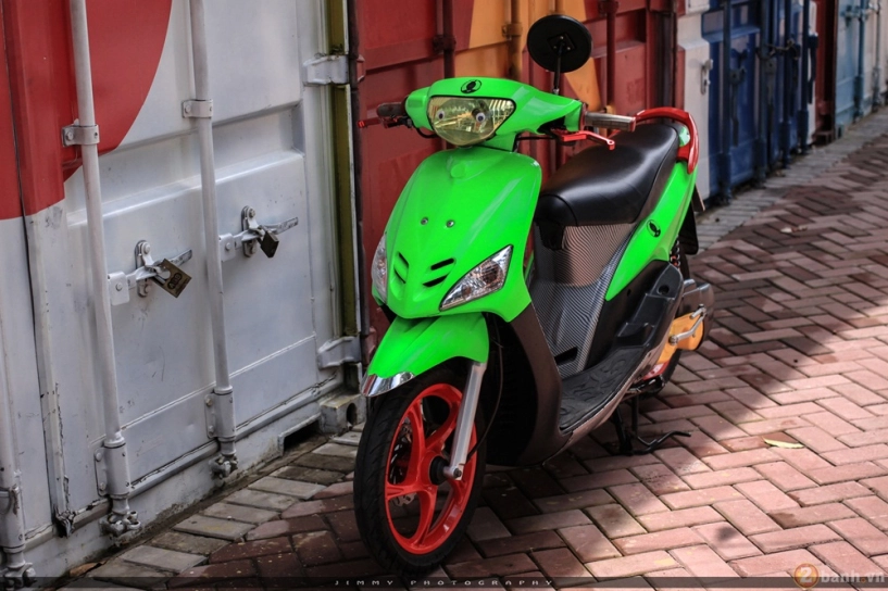 Super mini scooter nổi bật tạo dáng cùng teen girl sài thành - 17