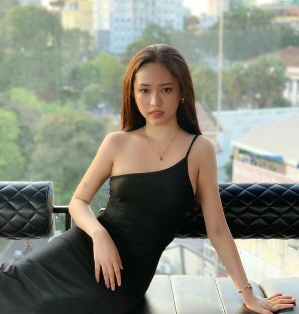 Thay đổi mái tóc thuý vi lập tức trở về với tuổi thật chỉ hơn đôi mươi - 3
