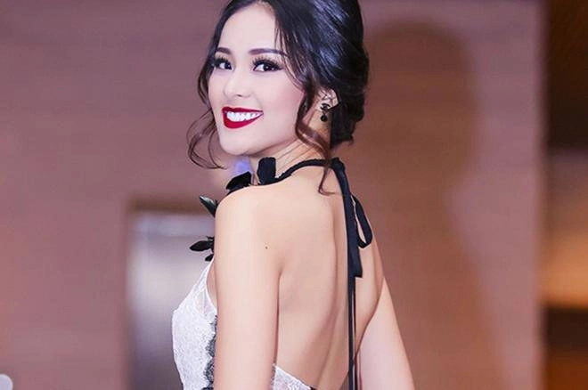 Trang điem ca ta phan dan my nhan viet hoa hac bach co nuong voi mau da lech lac - 4