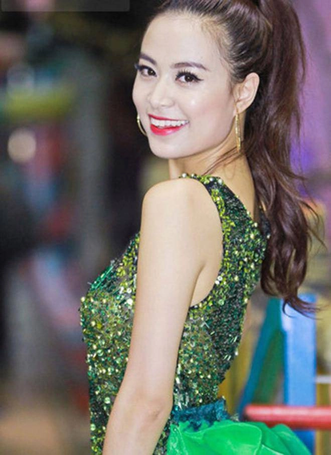 Trang điem ca ta phan dan my nhan viet hoa hac bach co nuong voi mau da lech lac - 5