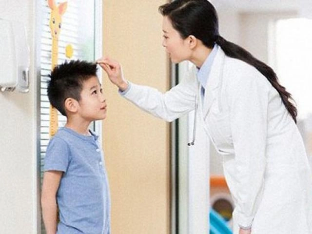 Trẻ 2 tháng tuổi ngủ ít có sao không và cách khắc phục - 4