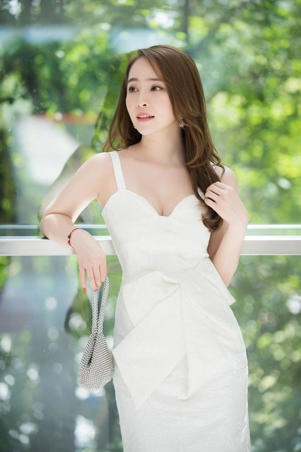 Bật mí thời gian tập luyện mỗi ngày bảo sao quỳnh nga lại có body bốc lửa đến thế - 1