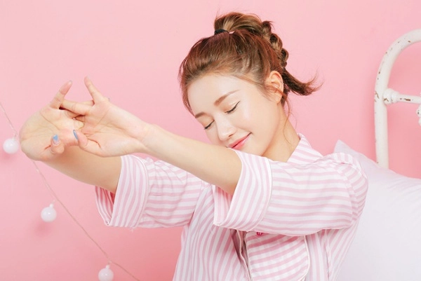 Càng nhìn càng thấy gương mặt khác lạ trương ngọc ánh vướng nghi vấn phẫu thuật thẩm mỹ - 12