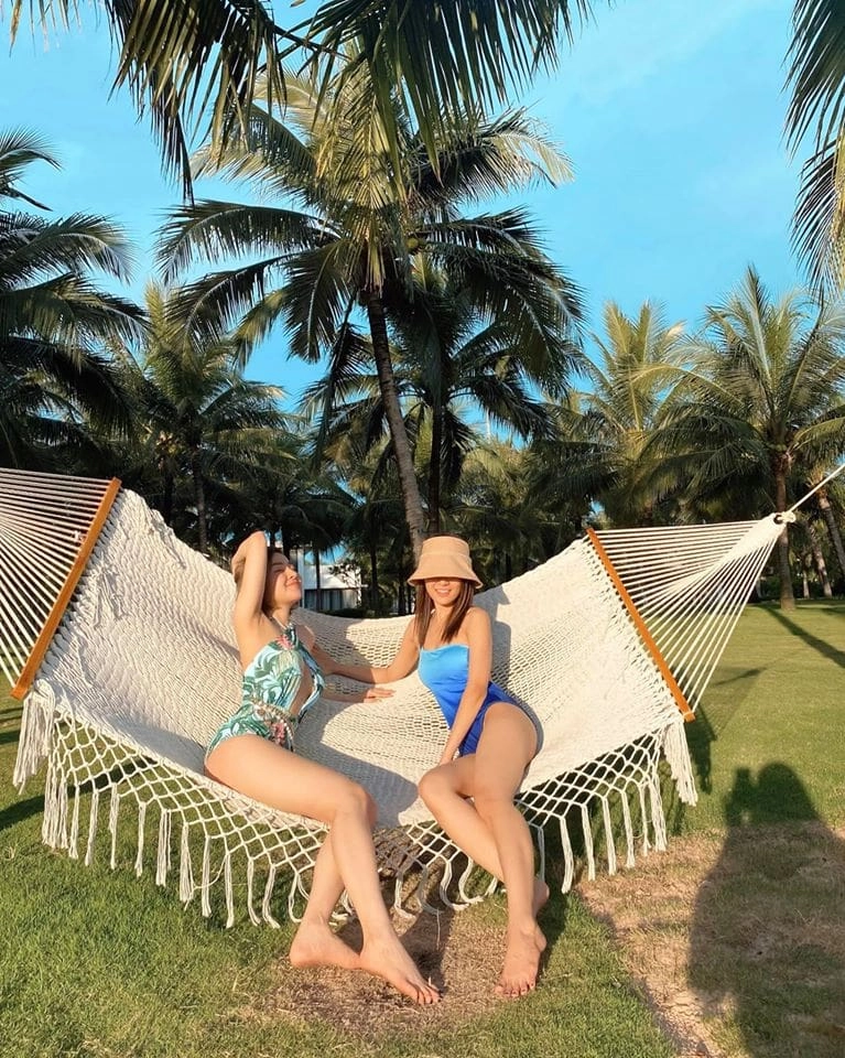 Giấu kín lâu nay hotgirl trâm anh khoe chị gái đẹp như hoa body rực lửa chẳng thua cô em - 5
