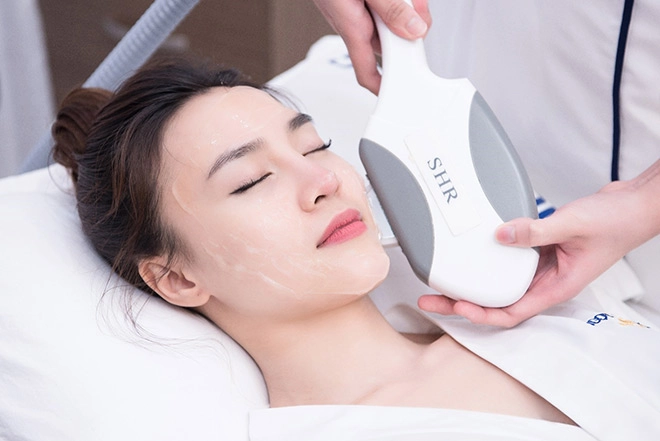 Mừng sinh nhật 22 tuổi 100 khách hàng đến hệ thống thẩm mỹ viện ngọc dung đều được nhận quà - 3