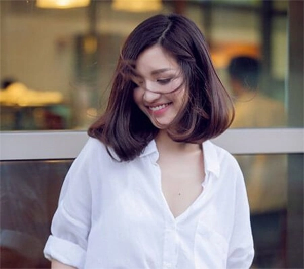 20 kiểu tóc ngang lưng đẹp trẻ trung nữ tính hot nhất hiện nay - 6