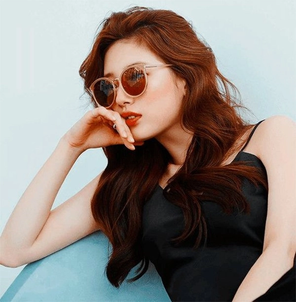 20 kiểu tóc ngang lưng đẹp trẻ trung nữ tính hot nhất hiện nay - 10