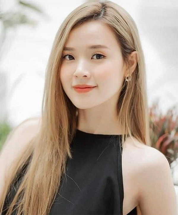 20 kiểu tóc ngang lưng đẹp trẻ trung nữ tính hot nhất hiện nay - 20