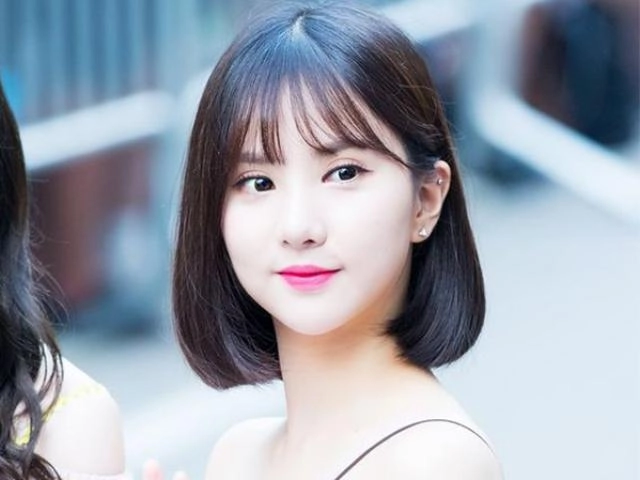 20 kiểu tóc ngang lưng đẹp trẻ trung nữ tính hot nhất hiện nay - 21