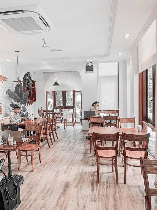 7 mẹo trang trí quán cafe đẹp hút mắt - 1