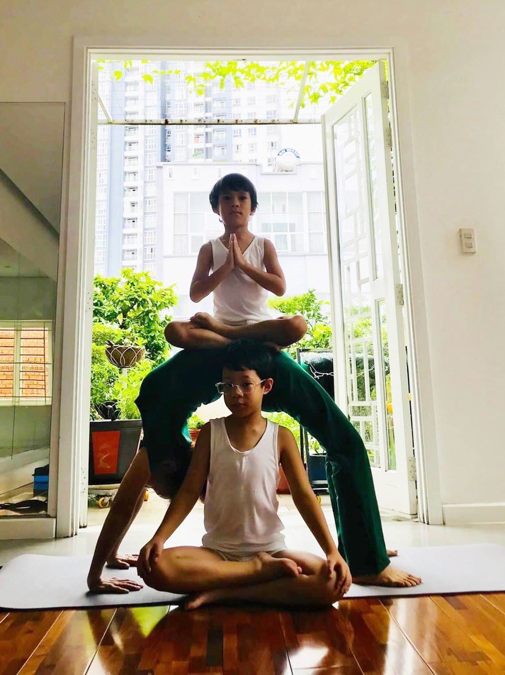 Chân dung chị dâu hồ ngọc hà bằng tuổi em chồng đã là mẹ hai con giàu có - 8