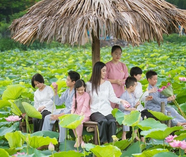 Cô gái dân tộc vùng cao nuôi 7 con vì chồng ngoại tình xuống hà nội hóa thành người mẫu - 21