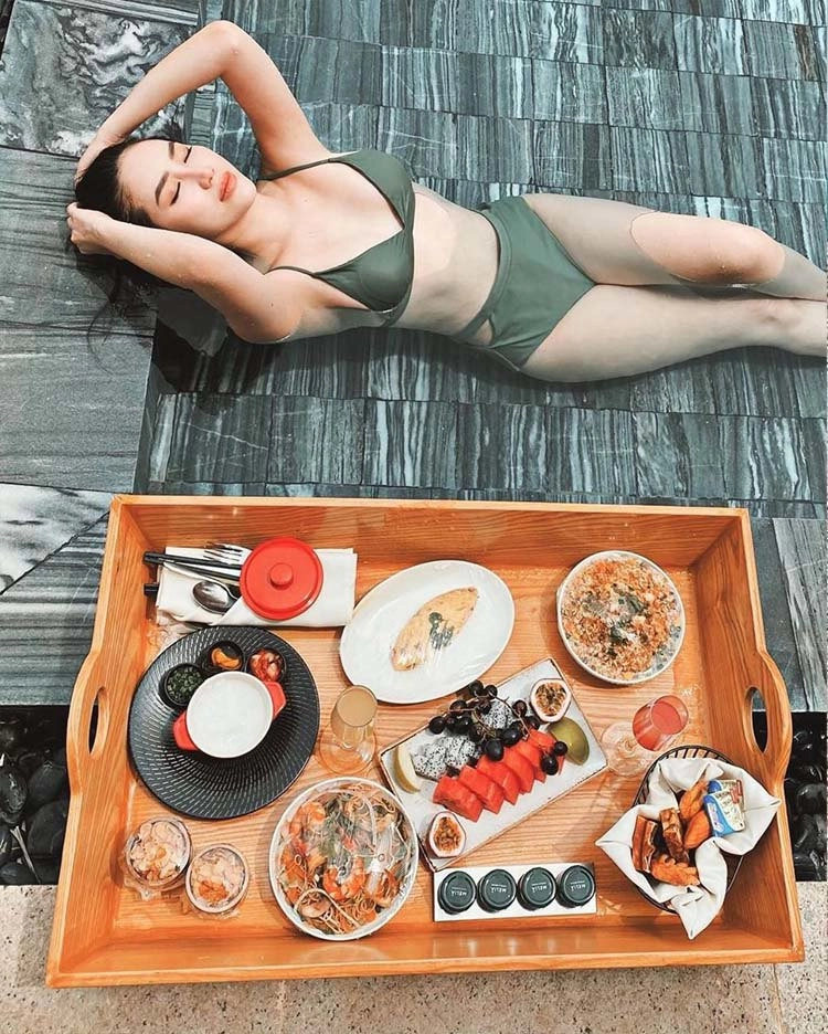 Dáng đẹp eo thon như bảo thy vẫn chăm ăn uống hà khắc mỗi ngày - 1