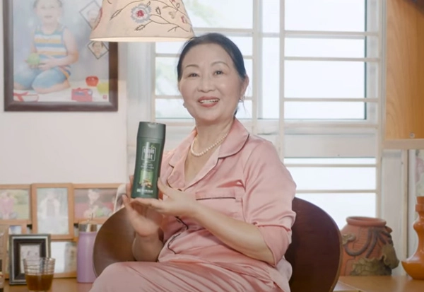 Dầu gội dược liệu xu hướng mới chăm sóc mái tóc bóng khỏe bồng bềnh - 3