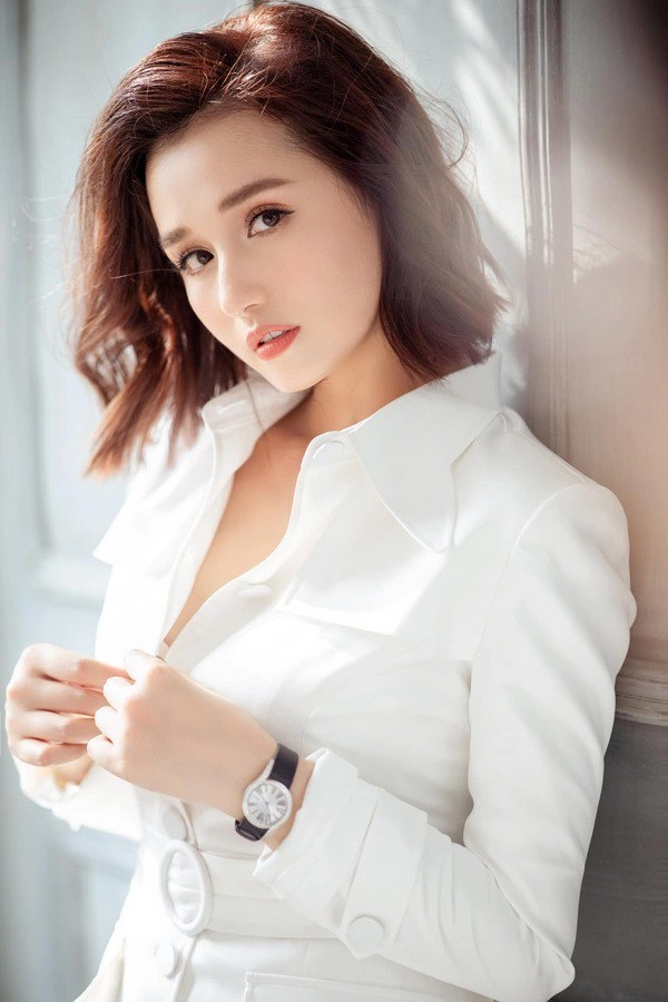 Diện màu son mà 10 người nhìn 9 người chê sến có ai dũng cảm như lã thanh huyền - 1