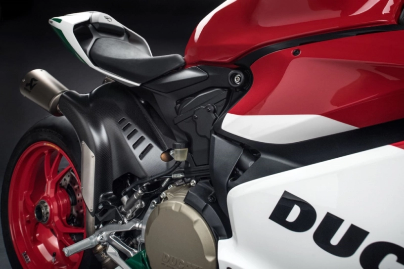 Ducati 1299 panigale r final edition-phiên bản cuối cùng động cơ 2 xy-lanh 8 v - 2