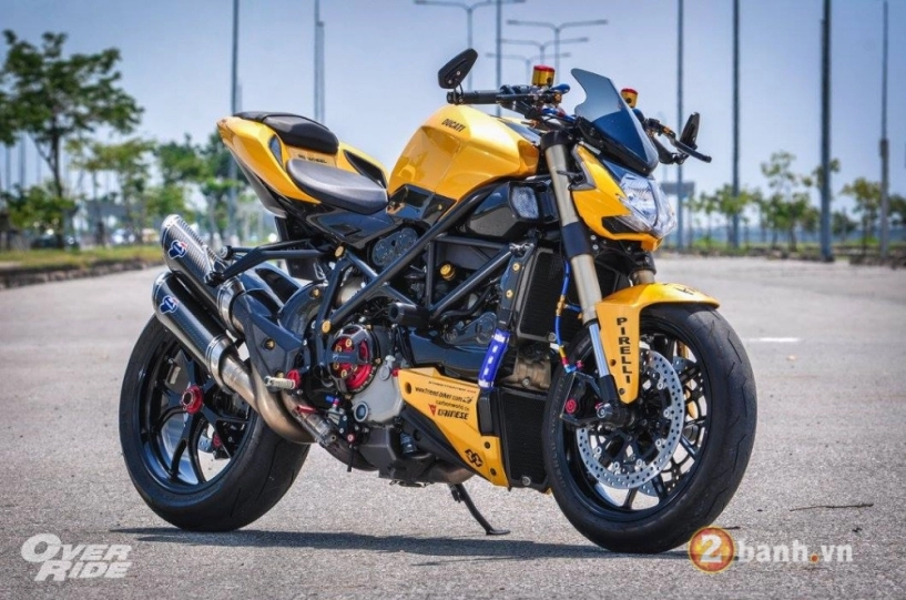 Ducati streetfighter 848 anh da vàng đầy phong cách và đẳng cấp - 1